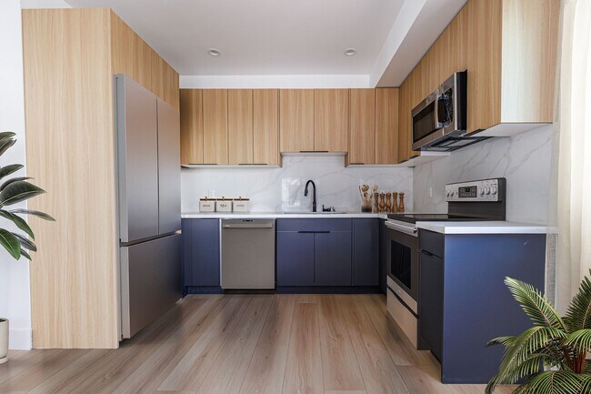 Building Photo - 13461 Beach Ave