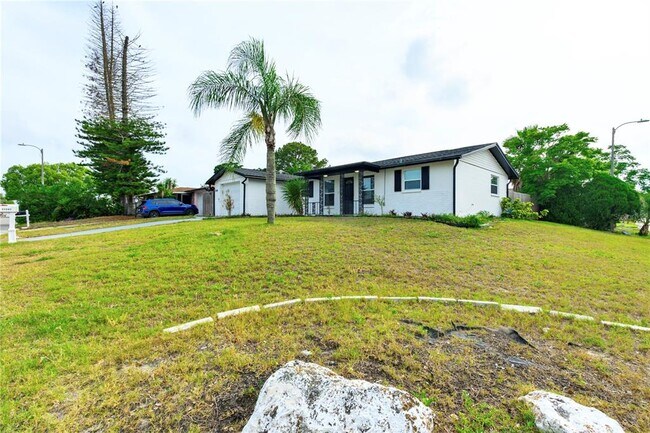 Building Photo - 11241 Yewtree Ave