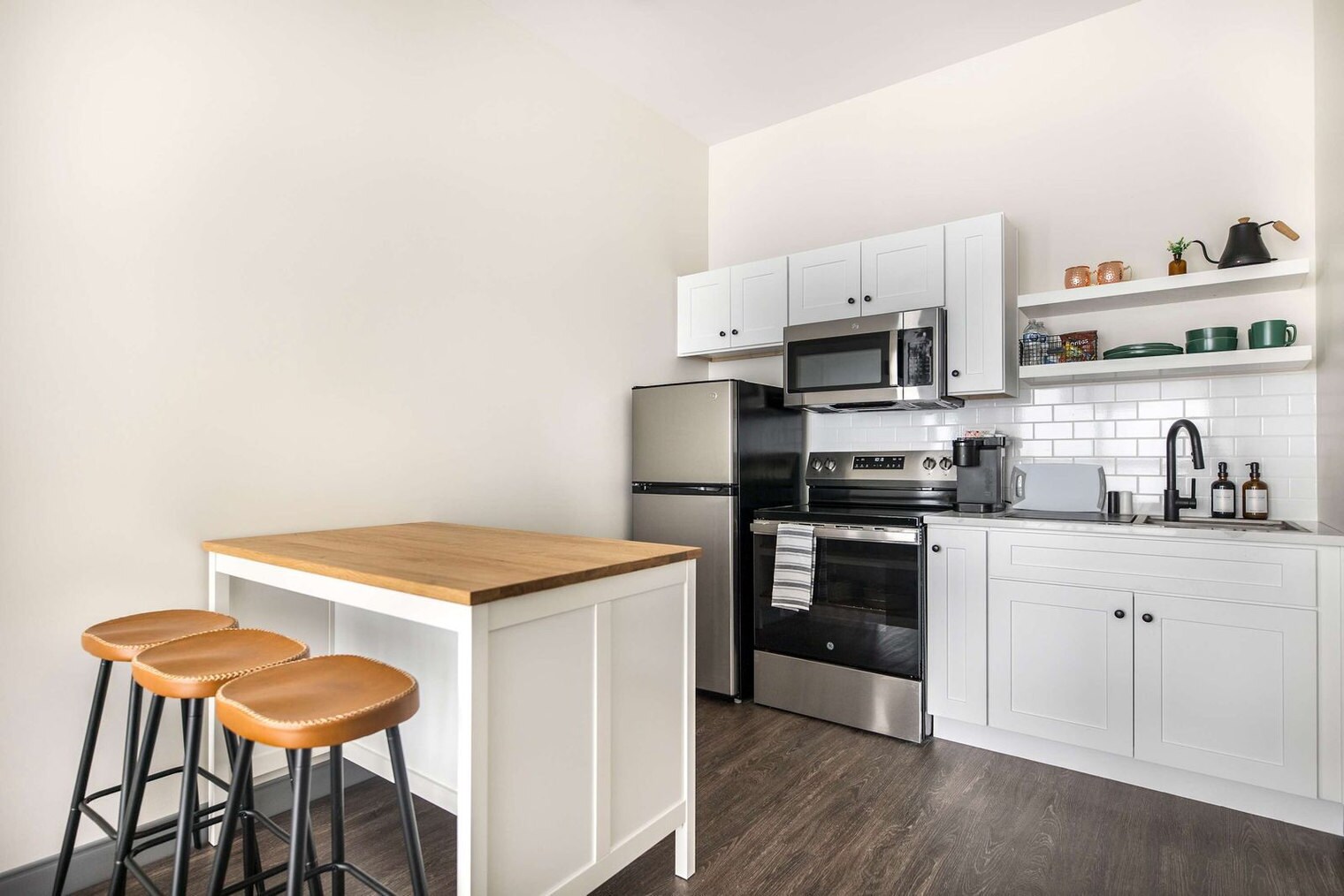 Building Photo - 781 Spring St