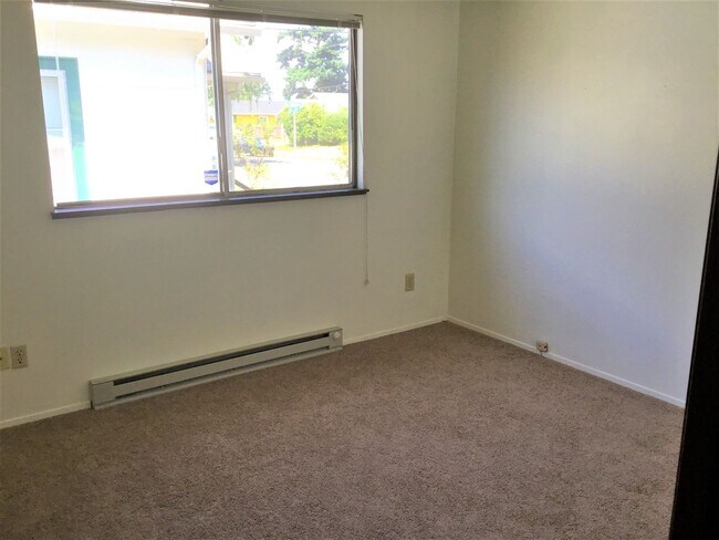 Building Photo - Arbor Lodge Ranch