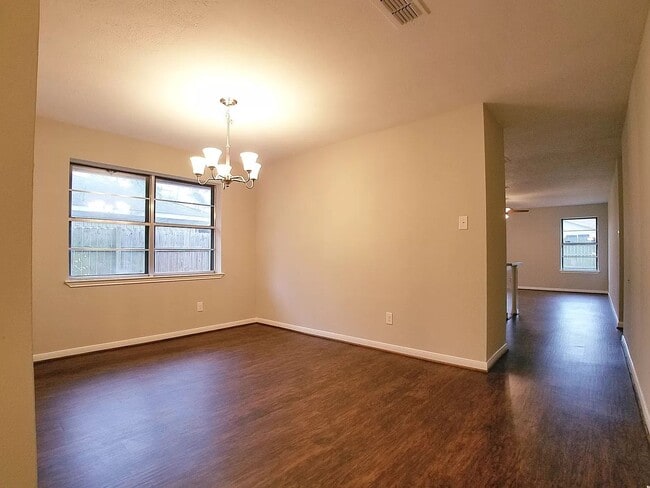 Building Photo - 3523 Mayfield Oaks Ln