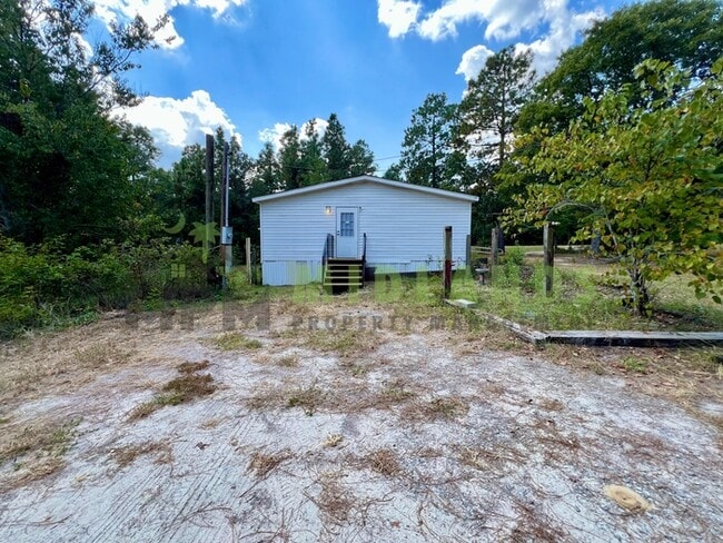 Building Photo - 373 McLee Rd