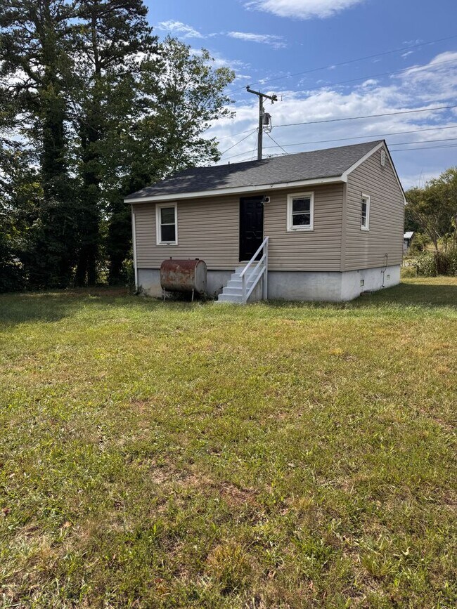 Building Photo - 4641 Shula Dr