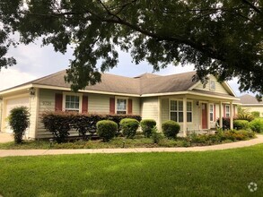 Building Photo - Beautiful Home in Hammock Ridge