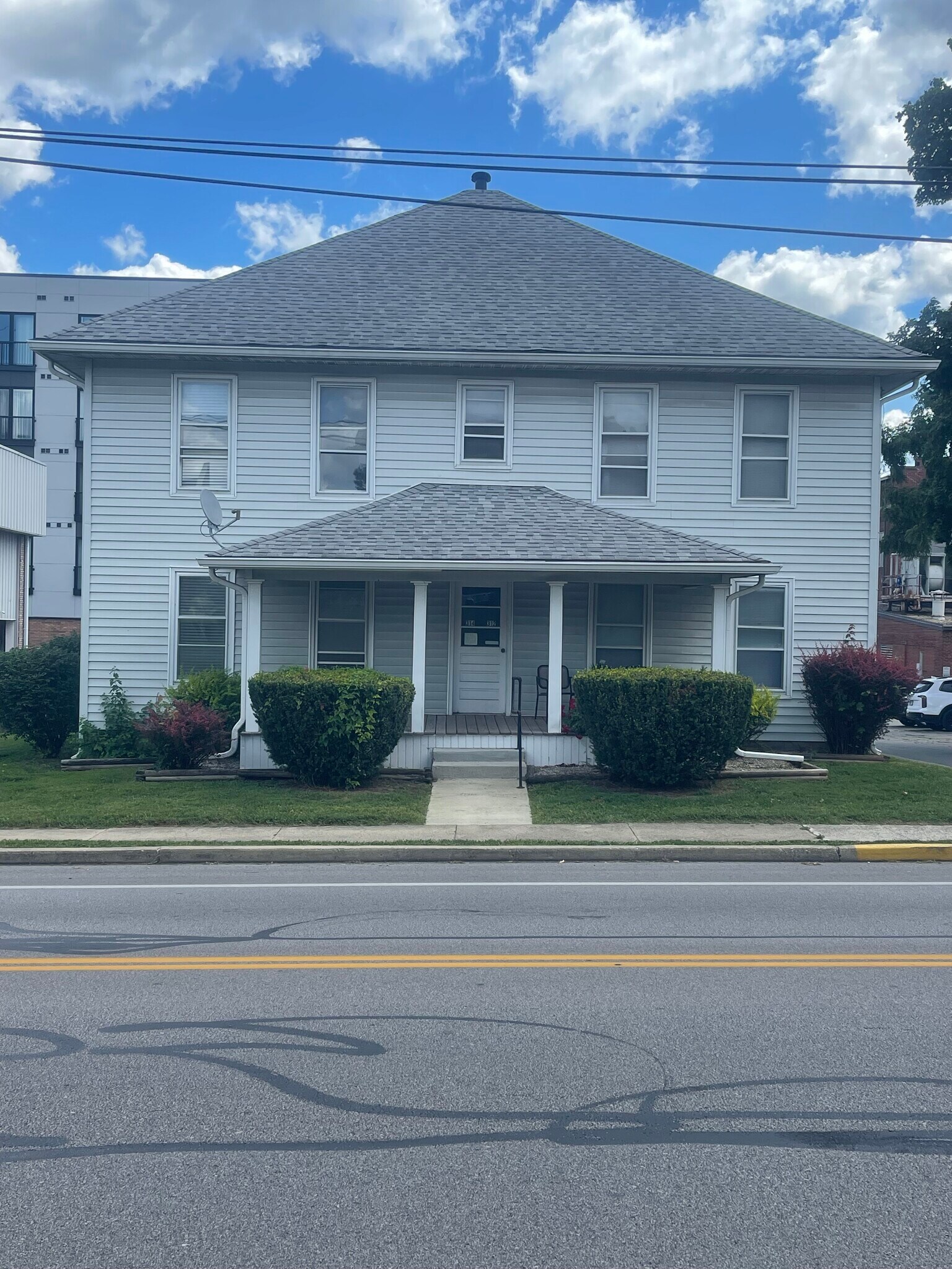 Exterior of Building - 314 N Rogers St