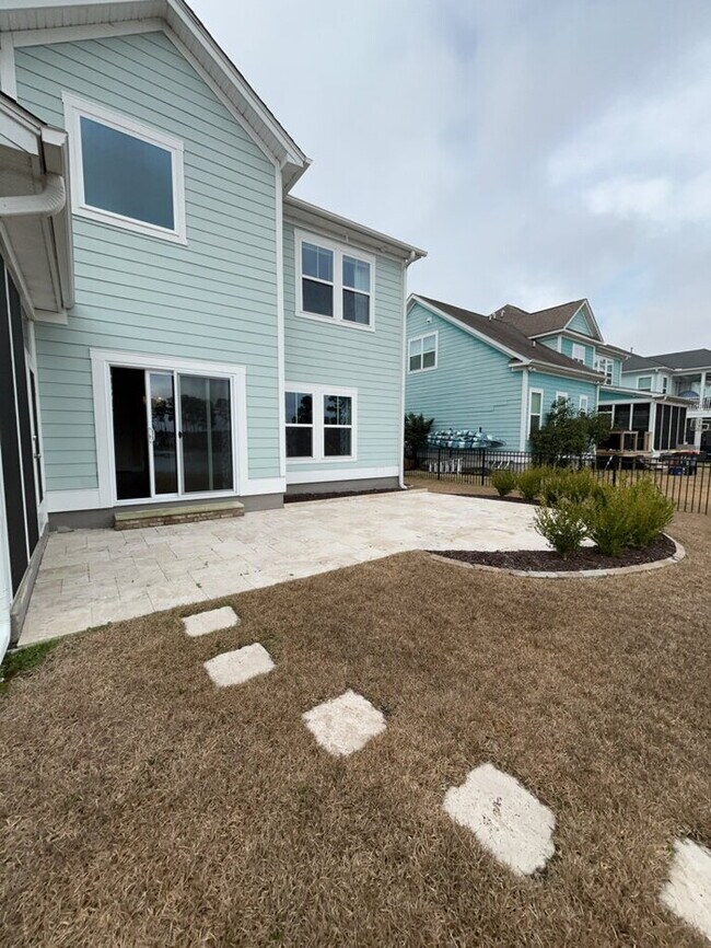 Building Photo - 292 Calm Water Way