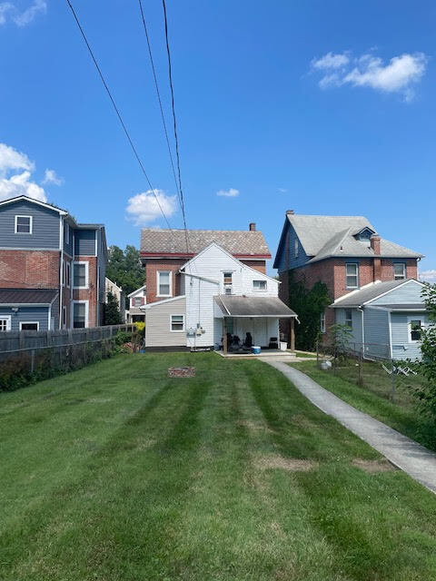 Building Photo - 430 S Matlack St