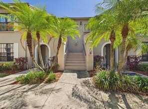 Building Photo - 2450 Pelican Ct