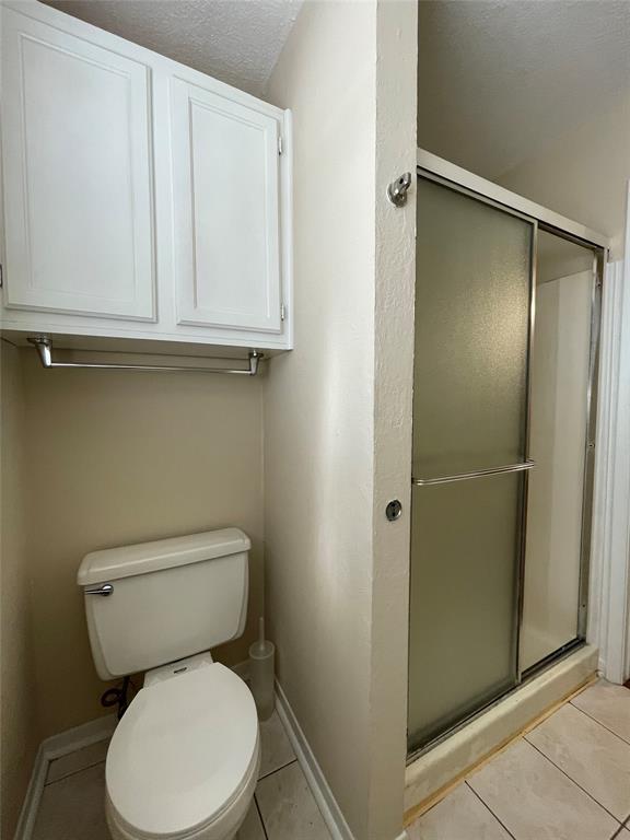 Building Photo - 15307 Pebble Lake Dr
