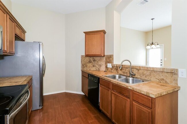 Building Photo - 1428 Muirfield Bend Dr