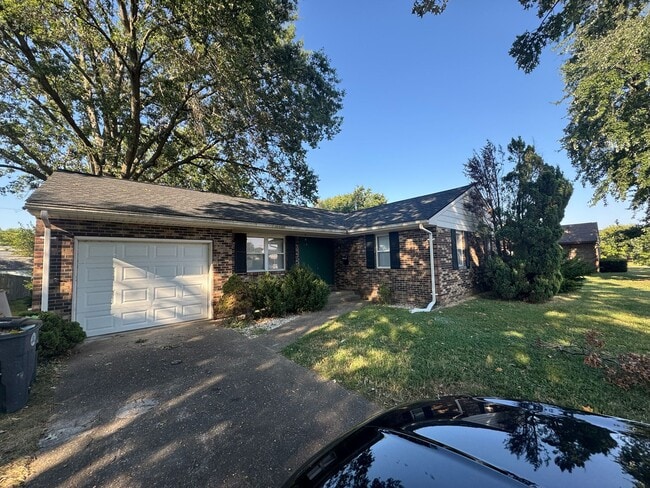 Building Photo - 3512 Ridgeway Ave
