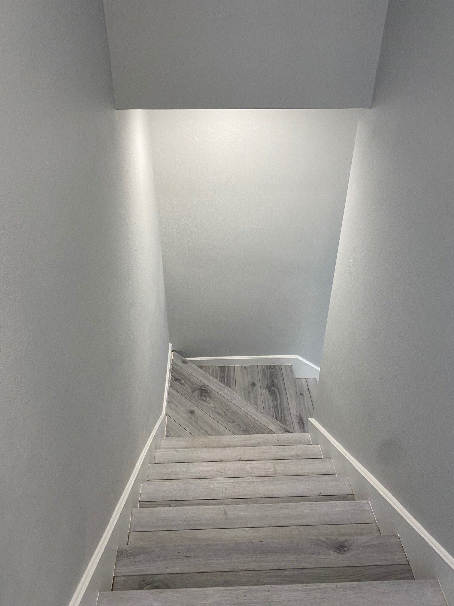Staircase leading to 2nd Floor - 1707 Barry Ave