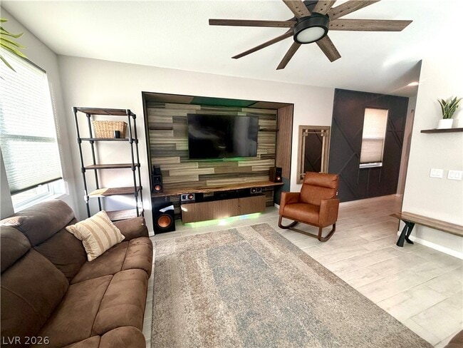 Building Photo - 8067 Tank Loop St