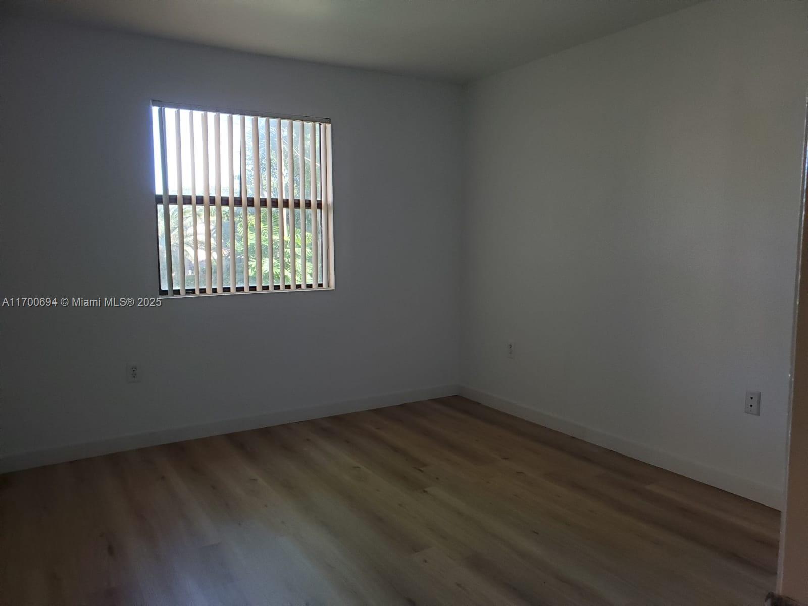 Building Photo - 15551 SW 104th Ter