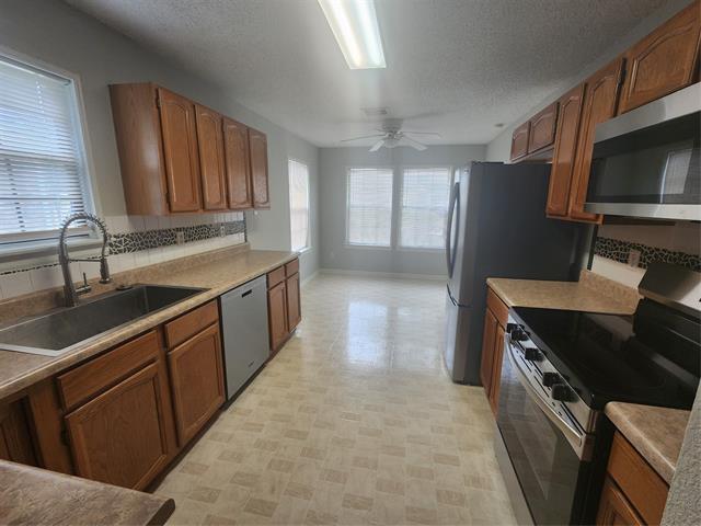 Building Photo - 309 Sage Ln