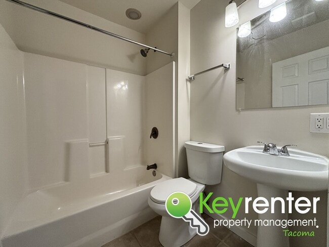 Building Photo - Newly Remodeled 2-Bedroom, 2-Bath Tacoma Home with Finished Basement, Large Backyard, and Detache...