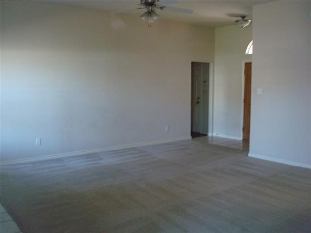 Building Photo - 1708 Martinique Dr