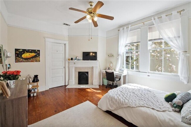 Building Photo - 7710 Plum St