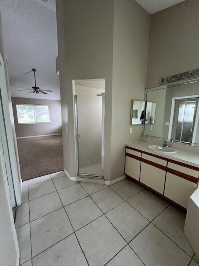 Building Photo - 1/2 off First Month of Rent! **4/2 in Copp...