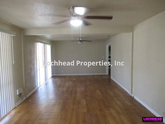 Building Photo - Must See!!!! Beautiful Home in Garland!!!!