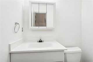 Building Photo - 543 Cedarwood Dr