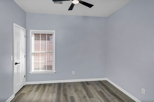 Building Photo - Updated All-Brick Patio Home – Minutes from I-20