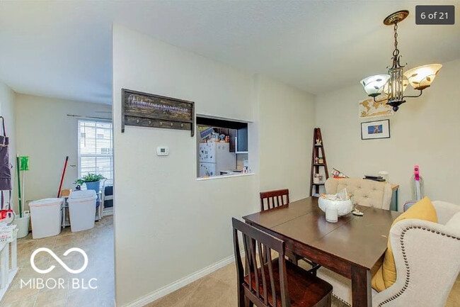 Building Photo - 3057 Armory Dr