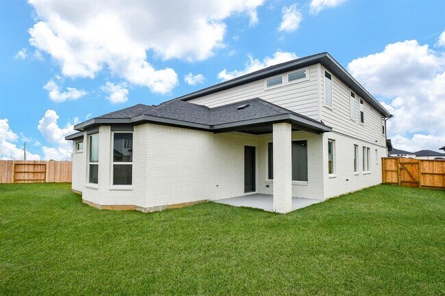 Building Photo - 21835 Erskine Peaks Pl
