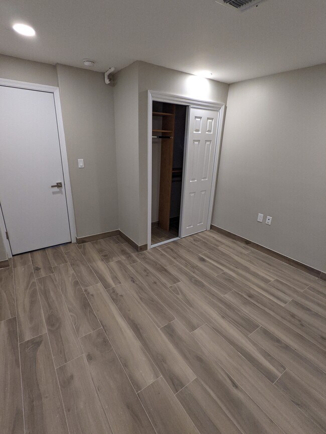 Building Photo - 8925 75th Ave