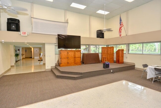 Building Photo - 1225 NW 21st St
