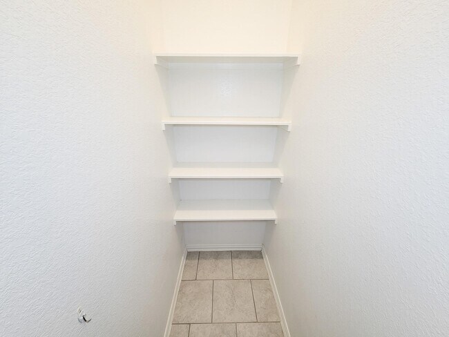 Building Photo - 31351 Horseshoe Meadow Bend Ln