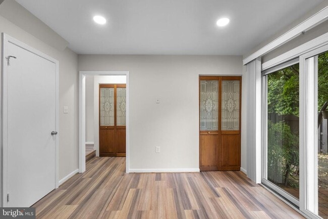 Building Photo - 3351 Buehler Ct