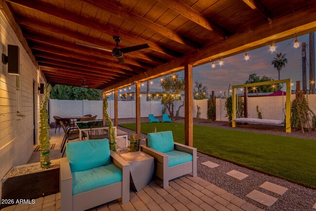 Building Photo - 6929 E 6th St