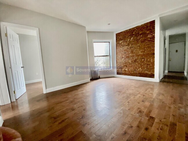 Building Photo - 541 W 156th St