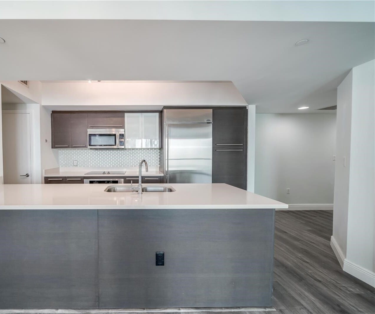 Building Photo - 500 Brickell Ave