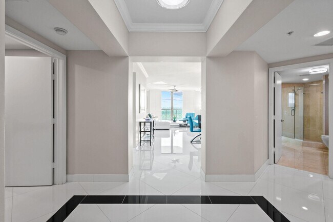 Building Photo - 3610 Gardens Pkwy