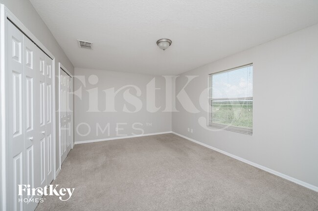 Building Photo - 10748 Pictorial Park Dr