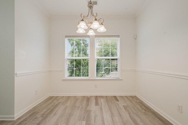 Building Photo - 1698 Low Country Pl