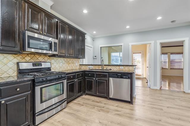 Building Photo - 2300 Janna Way