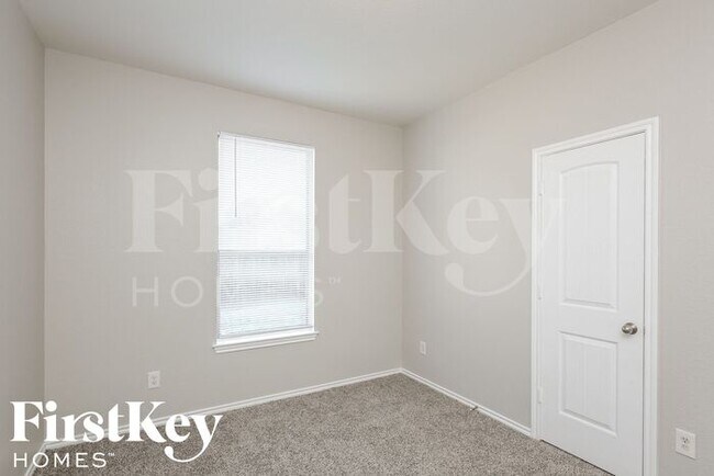 Building Photo - 1415 Sax Leigh Dr