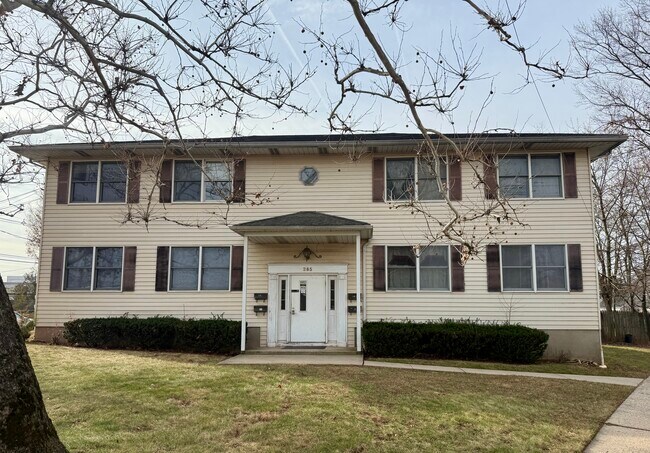 Building Photo - 285 S Lincoln Ave