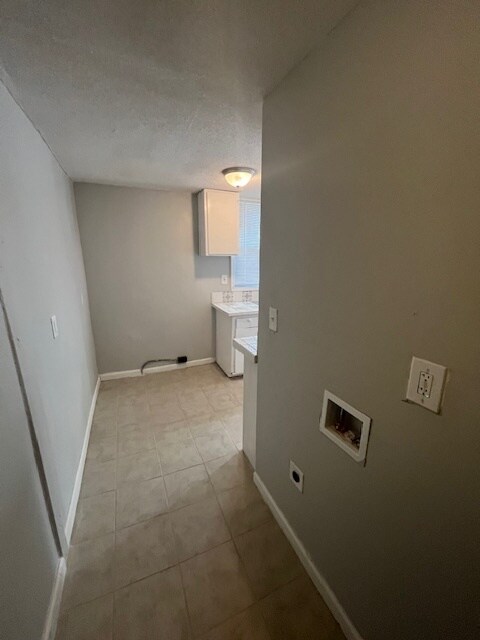 Building Photo - 3811 San Juan Ave