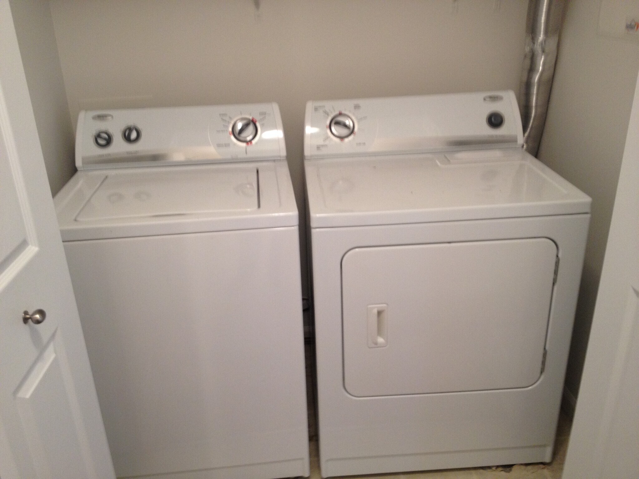 Building Photo - 1010 Carom Cir