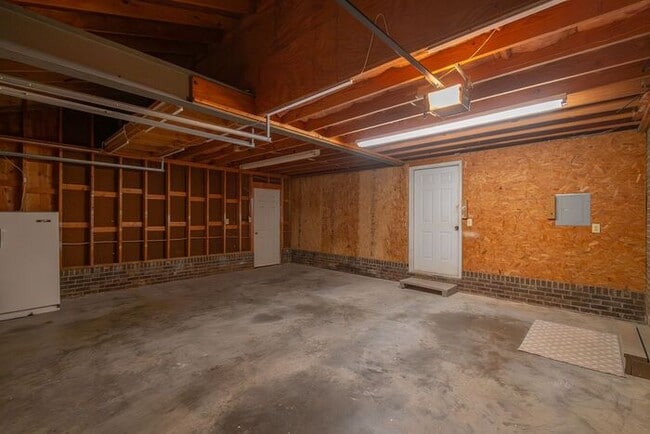 Building Photo - Spacious 4-Bedroom Mint Hill Retreat with Fireplace, 2-Car Garage & 3,600+ Sq Ft