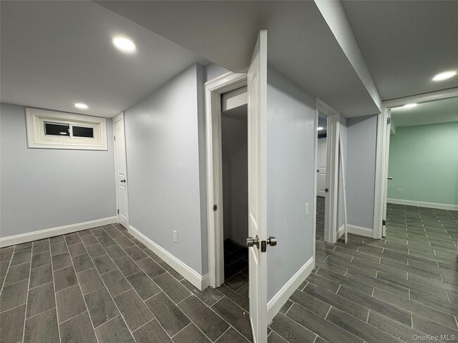 Building Photo - 107-15 223rd St