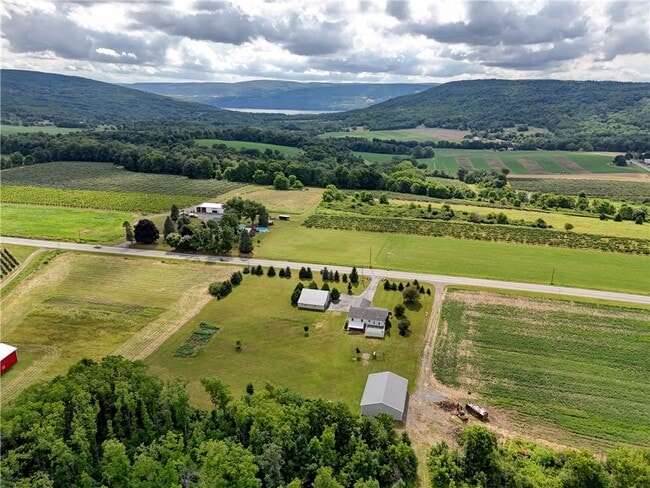 Building Photo - 681 NY-364