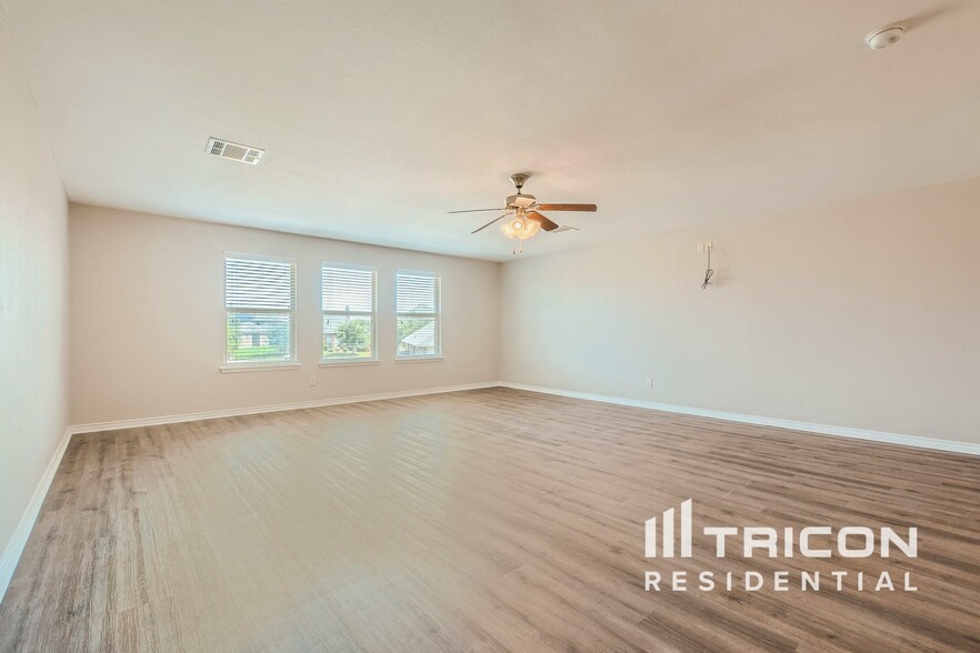 Building Photo - 1426 Rapids Ct