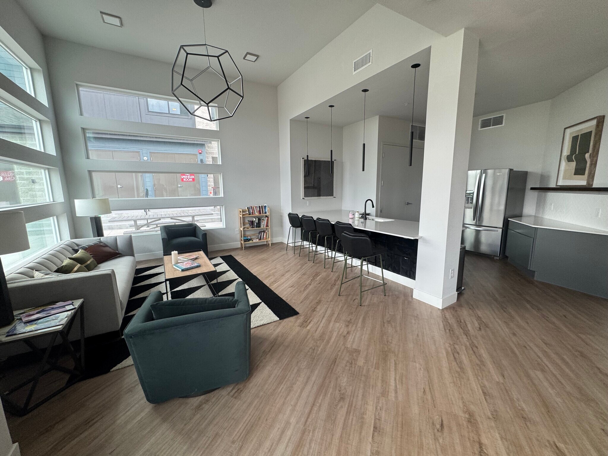 Building Photo - 487 Interlocken Blvd