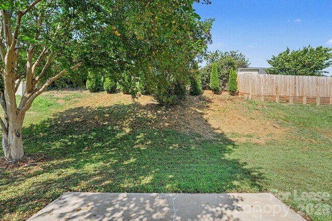 Building Photo - 2163 Wexford Way