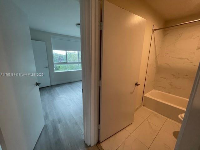 Building Photo - 2 bedroom in Aventura FL 33180
